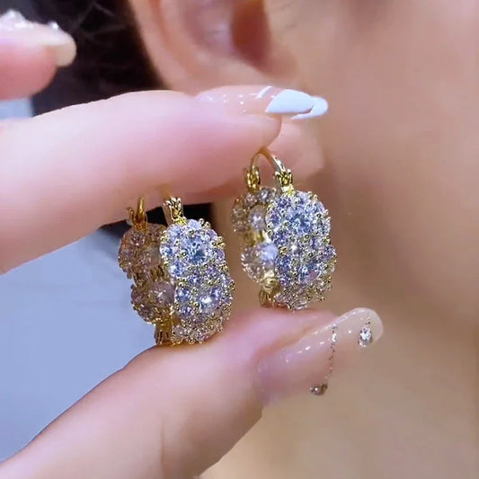 French Fashion Light Luxury Zircon Hoop Gold Color Earrings for Women New Trend Elegant Temperament Ladies Wedding Party Jewelry