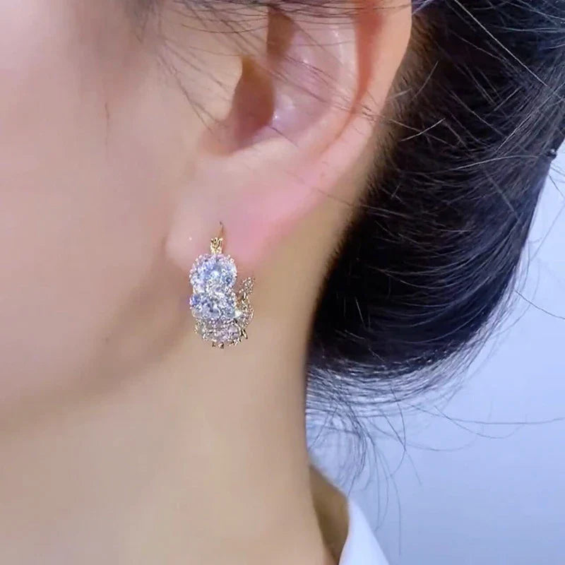 French Fashion Light Luxury Zircon Hoop Gold Color Earrings for Women New Trend Elegant Temperament Ladies Wedding Party Jewelry